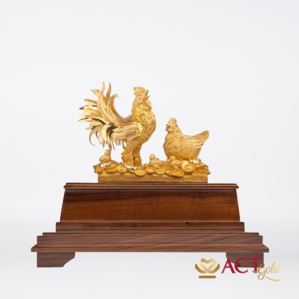 Biểu trưng dát vàng - Quà Tặng Dát Vàng - Công Ty TNHH Q&V